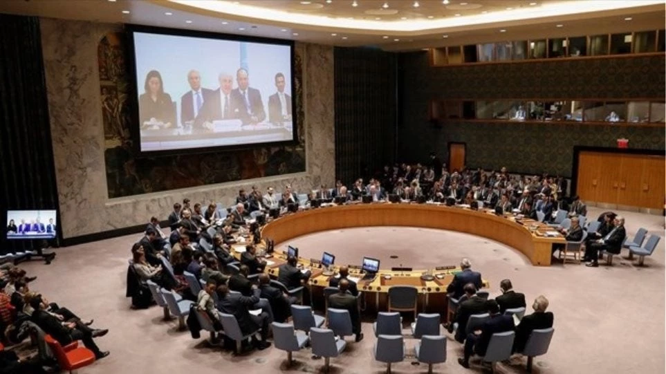 Βρετανία: «Γελοίοι» οι ισχυρισμοί των Ρώσων ότι το Λονδίνο εμπλέκεται στην επίθεσημε τα χημικά